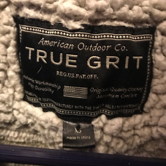 True grit pullover. - Picture 3 of 3